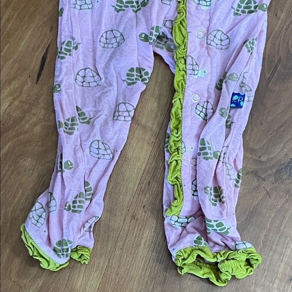 Kickee Pants Pink and Green turtle Bodysuit - Picture 2 of 11